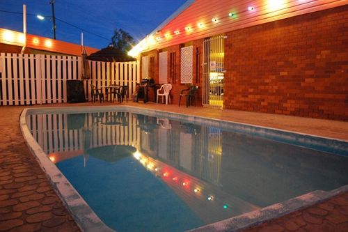 Abajaz Motel-Central-King Bed-Shaded Parking Longreach Bagian luar foto